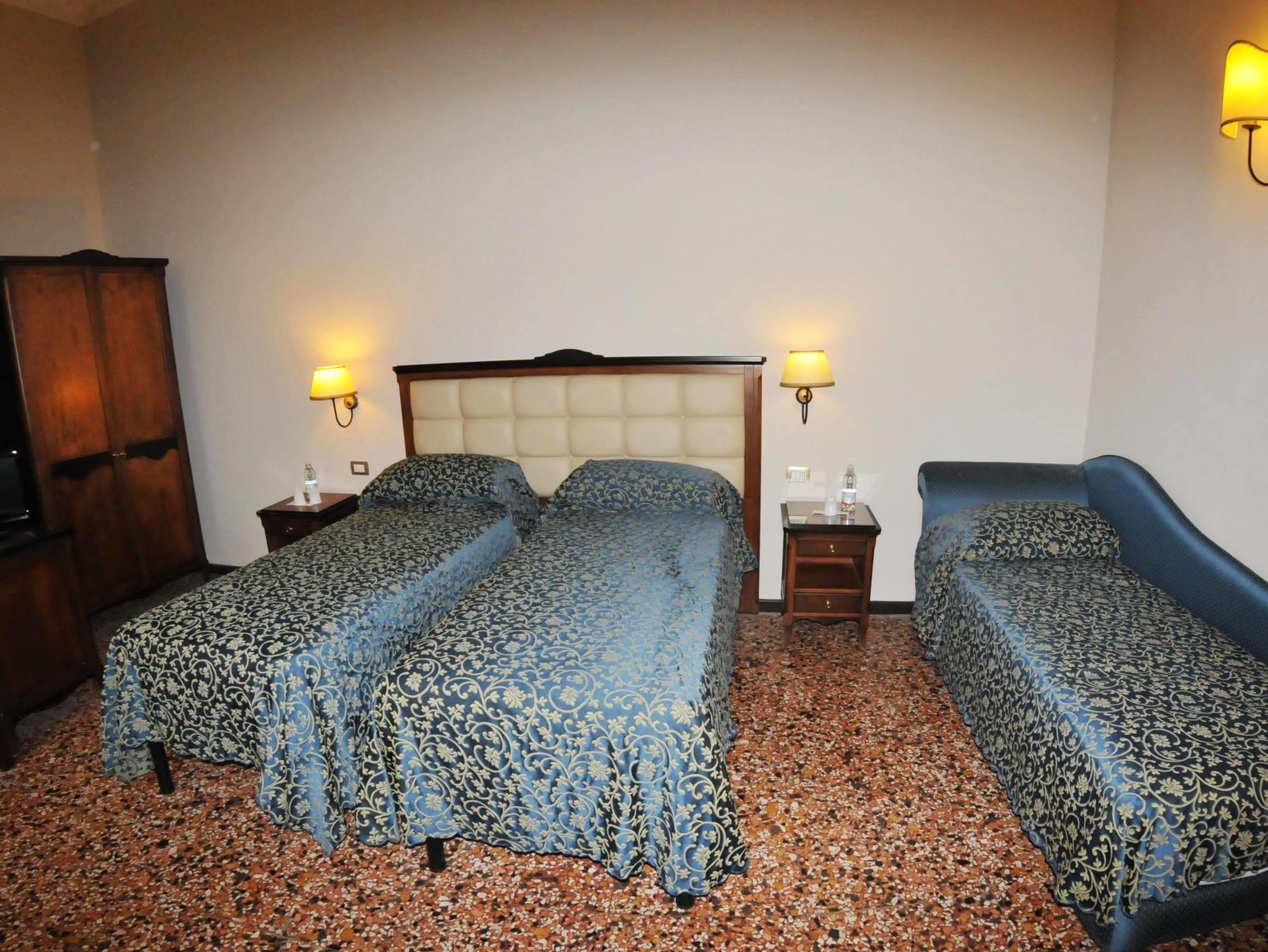 Hhb Hotel Florence Buitenkant foto