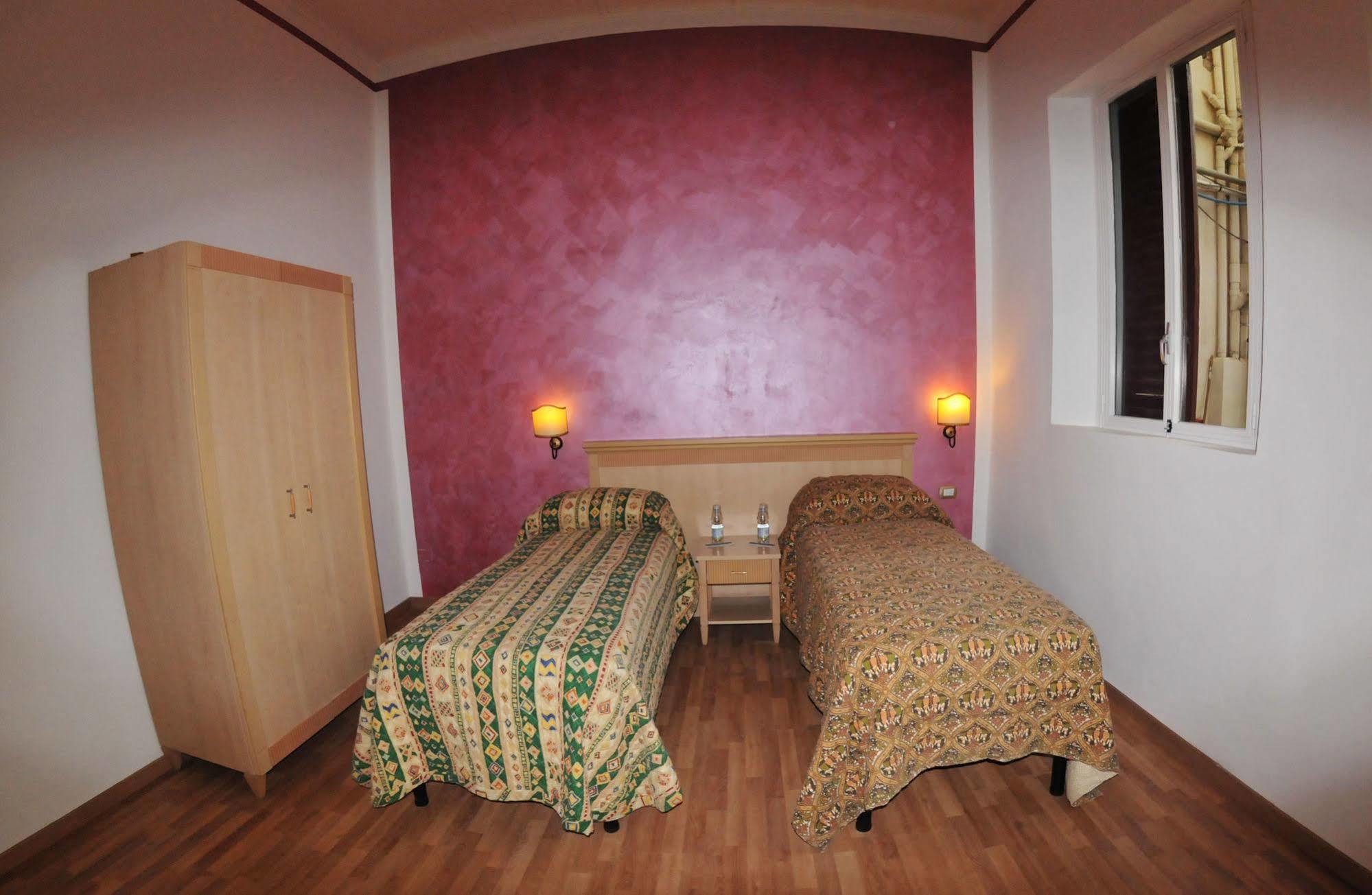 Hhb Hotel Florence Buitenkant foto