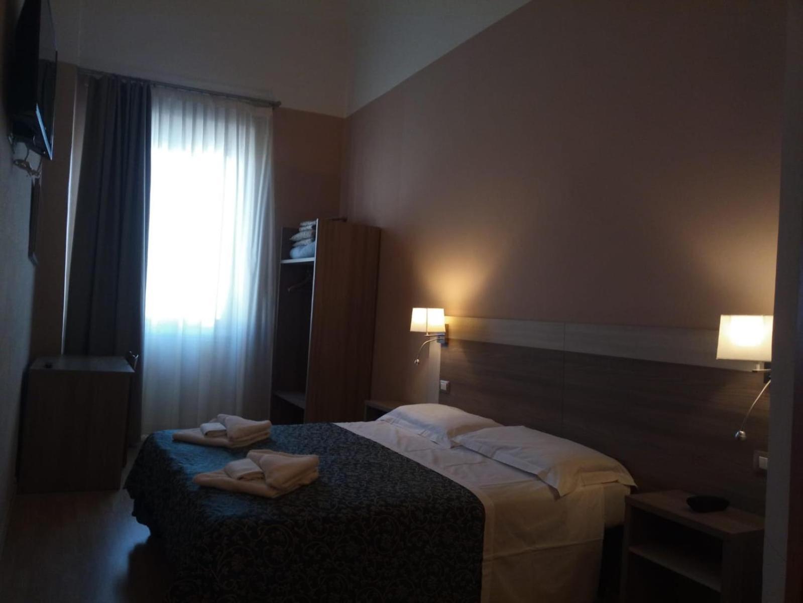 Hhb Hotel Florence Buitenkant foto